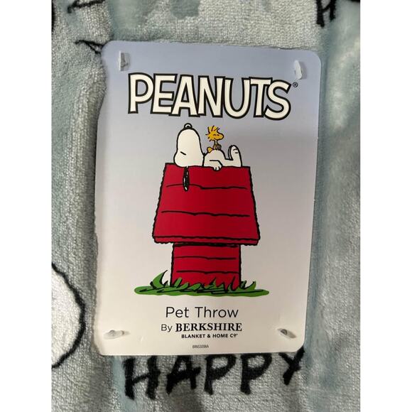 Peanuts Snoopy Throw - Feelings - NWT - Picture 2 of 2